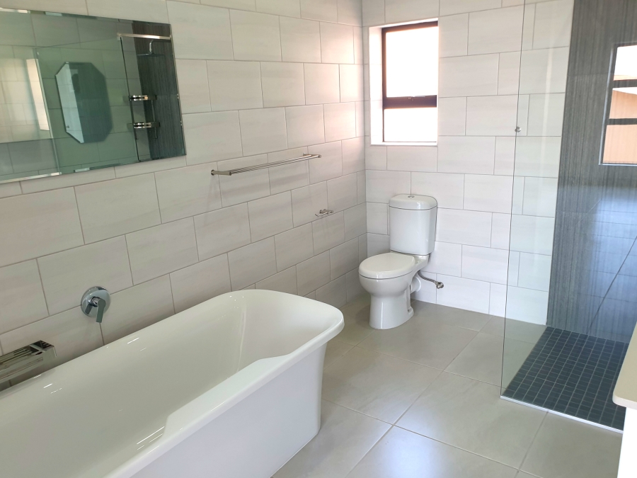 3 Bedroom Property for Sale in Dana Bay Western Cape